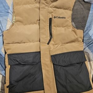 Columbia Brown and Black Puffer Vest